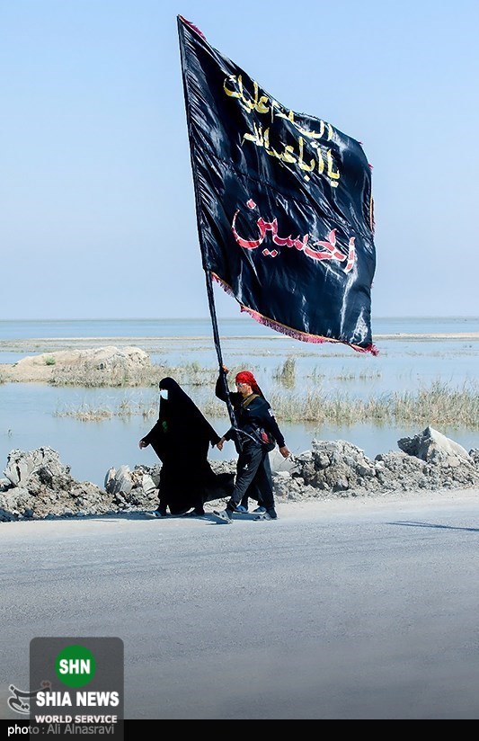 خادم کوچک زائران اربعین حسینی در عراق