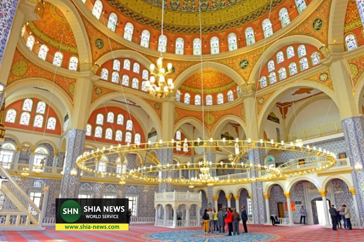 بنای نظامیه بزرگترین مسجد در نیمکره جنوبی بنای نظامیه بزرگترین مسجد در نیمکره جنوبی