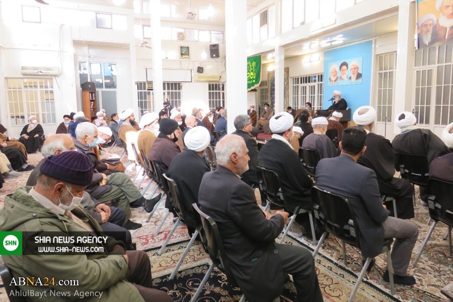مراسم جشن میلاد حضرت زهرا(س) در دفتر آیت الله فاضل لنکرانی برگزار شد مراسم جشن میلاد حضرت زهرا(س) در دفتر آیت الله فاضل لنکرانی برگزار شد