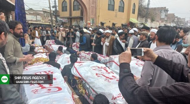 پیکر شهدای حمله تروریستی به مسجد پیشاور پاکستان تشییع شد + تصاویر