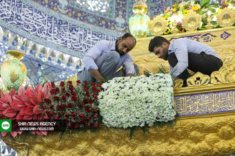 تصاویر/ گل آرایی حرمین امامین عسکریین(ع) به مناسبت اعیاد شعبانیه