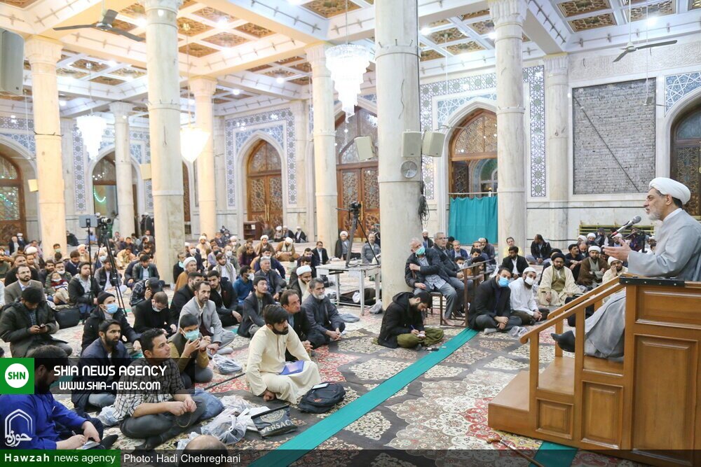 تصاویر/ بزرگداشت شهدای انفجار مسجد شیعیان پیشاور در نجف اشرف تصاویر/ بزرگداشت شهدای انفجار مسجد شیعیان پیشاور در نجف اشرف