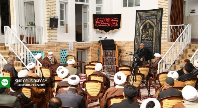 تصاویر/ عزاداری شهادت امام موسی کاظم (ع) در دفتر آیت الله شبیری زنجانی تصاویر/ عزاداری شهادت امام موسی کاظم (ع) در دفتر آیت الله شبیری زنجانی