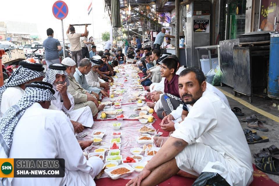 تصاویر سفره های افطاری برای زائران در کربلا تصاویر سفره های افطاری برای زائران در کربلا