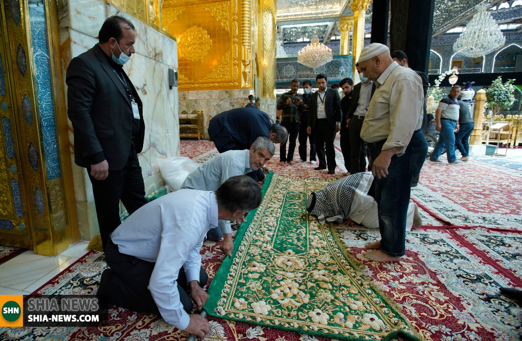 هنر ایرانیان در ایوان حرم حضرت عباس نصب شد هنر ایرانیان در ایوان حرم حضرت عباس نصب شد