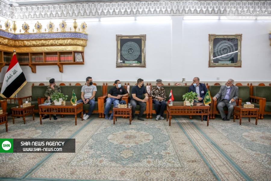 بازدید یک هیئت از سفارت اندونزی از حرم امام علی(ع) بازدید یک هیئت از سفارت اندونزی از حرم امام علی(ع)