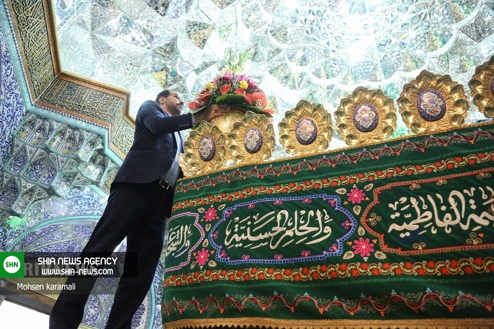 تصاویر/ گل&zwnj;آرایی حرم حضرت معصومه (س)