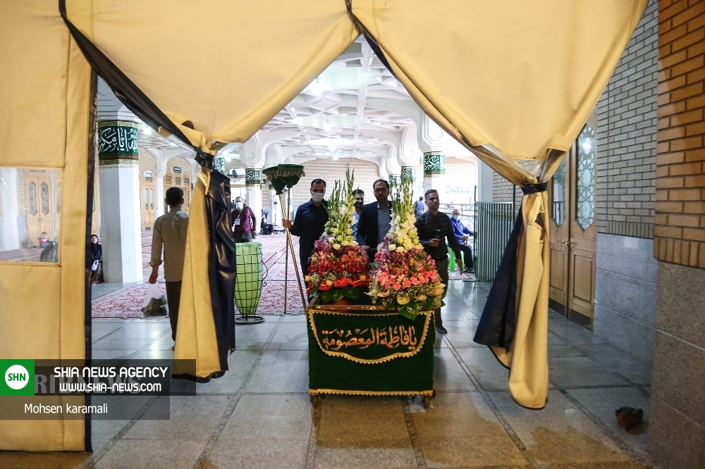 تصاویر/ گل&zwnj;آرایی حرم حضرت معصومه (س)
