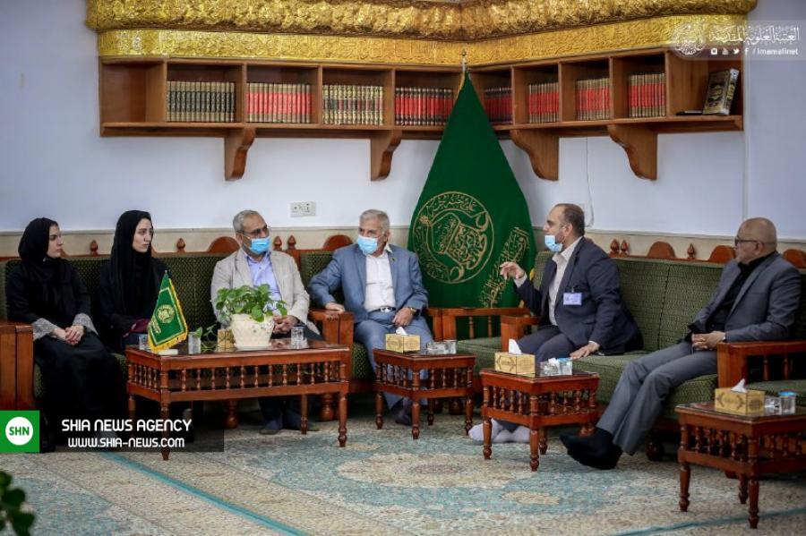 بازدید یک هیئت رسمی از سازمان بین المللی ژنو از حرم مطهر امام علی(ع) بازدید یک هیئت رسمی از سازمان بین المللی ژنو از حرم مطهر امام علی(ع)
