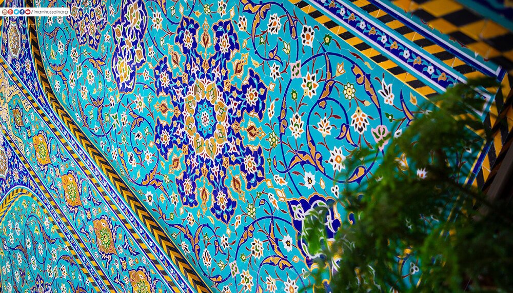 تصاویر/ جلوهای زیبا از نقش و نگارهای حرم امام حسین (ع) تصاویر/ جلوهای زیبا از نقش و نگارهای حرم امام حسین (ع)