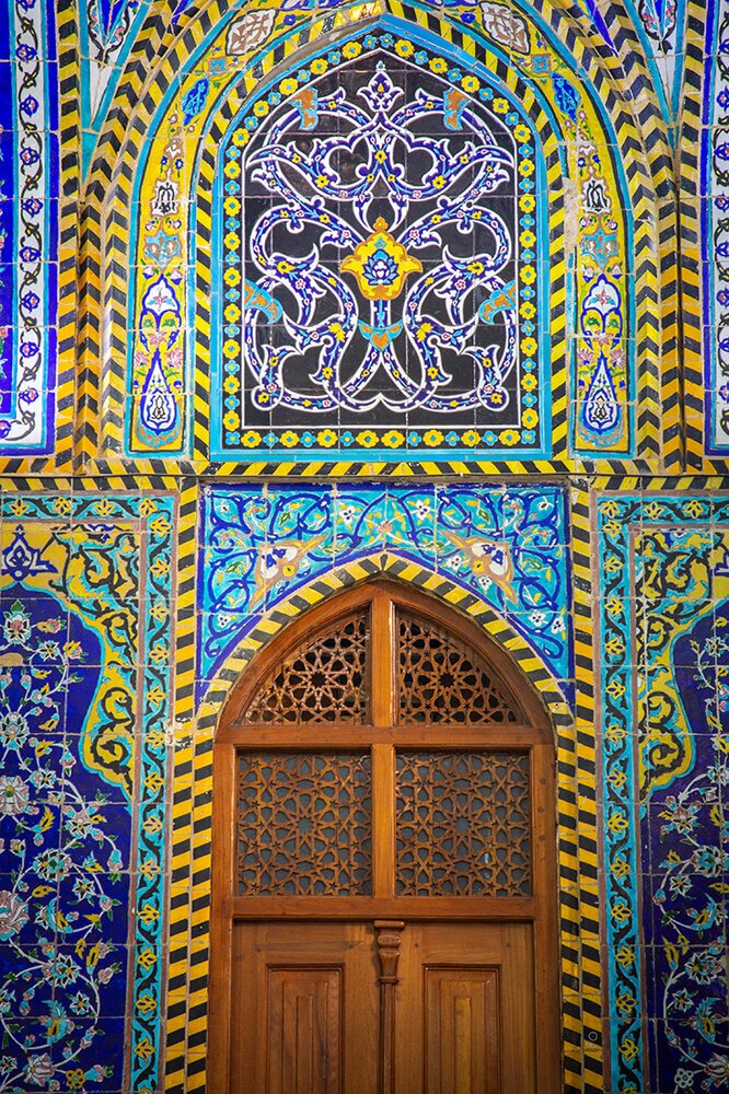 تصاویر/ جلوهای زیبا از نقش و نگارهای حرم امام حسین (ع) تصاویر/ جلوهای زیبا از نقش و نگارهای حرم امام حسین (ع)