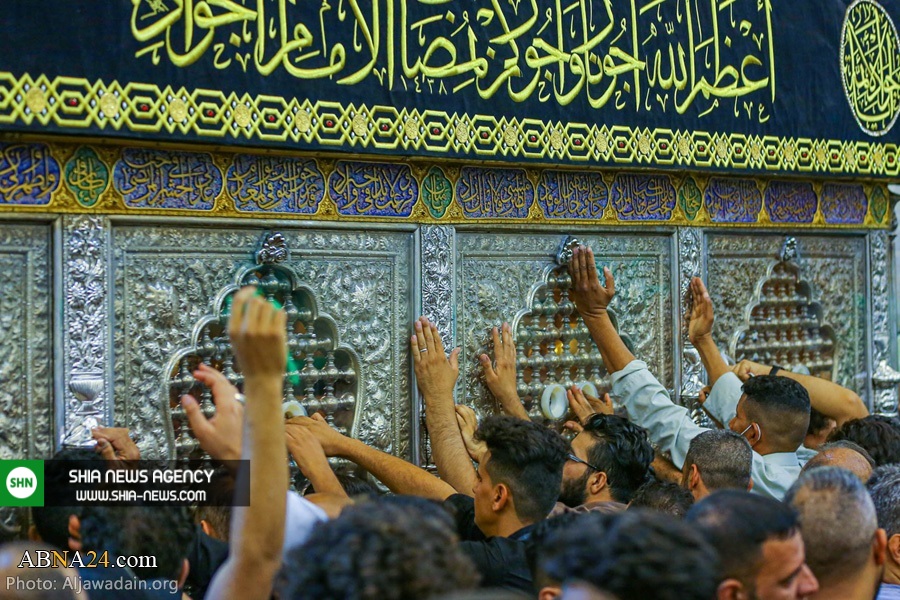 حضور زائران عزادار شهادت امام جواد(ع) در حرم امامین کاظمین(ع) حضور زائران عزادار شهادت امام جواد(ع) در حرم امامین کاظمین(ع)