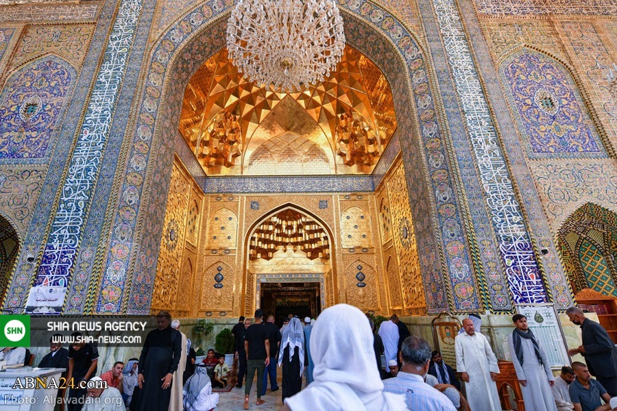 حضور زائران عزادار شهادت امام جواد(ع) در حرم امامین کاظمین(ع) حضور زائران عزادار شهادت امام جواد(ع) در حرم امامین کاظمین(ع)
