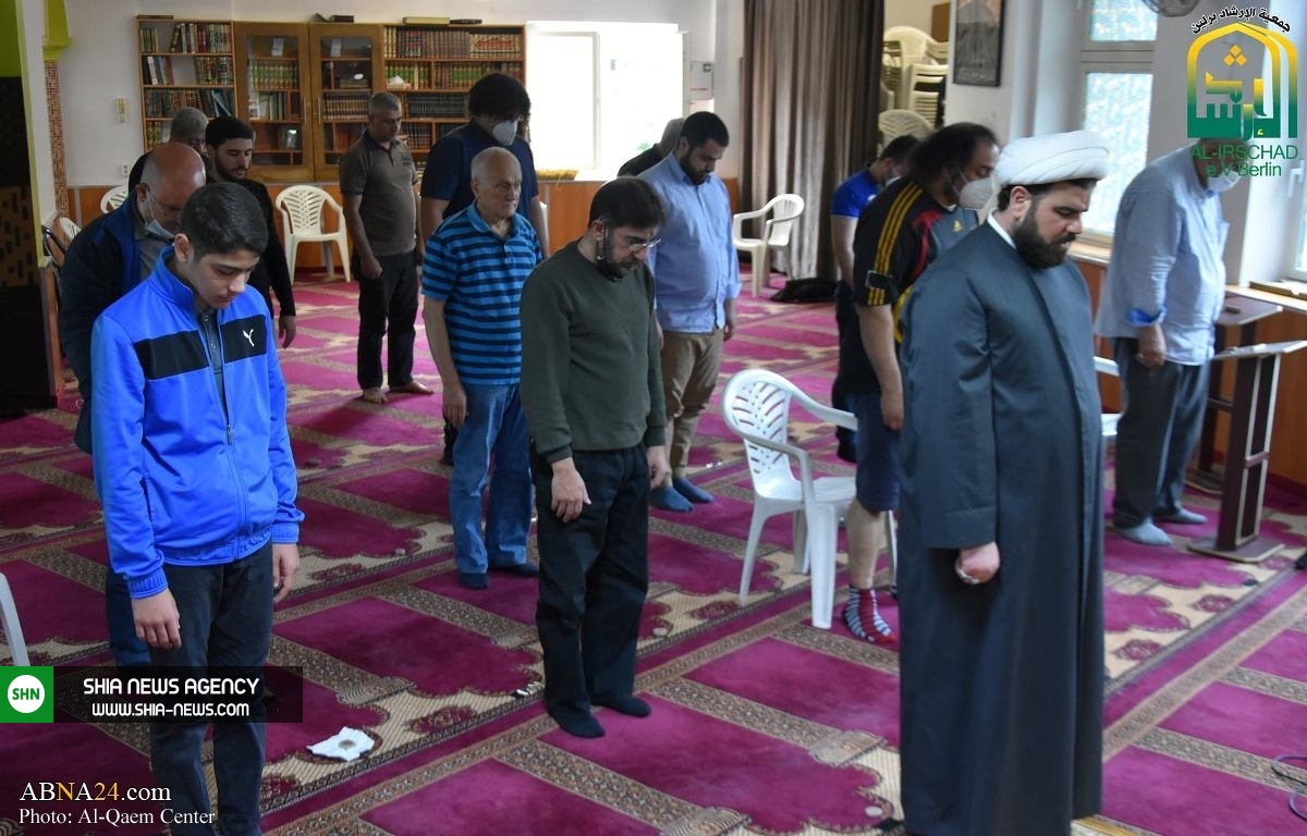 تصاویر/ نماز جمعه شیعیان آلمان در شهر برلین تصاویر/ نماز جمعه شیعیان آلمان در شهر برلین