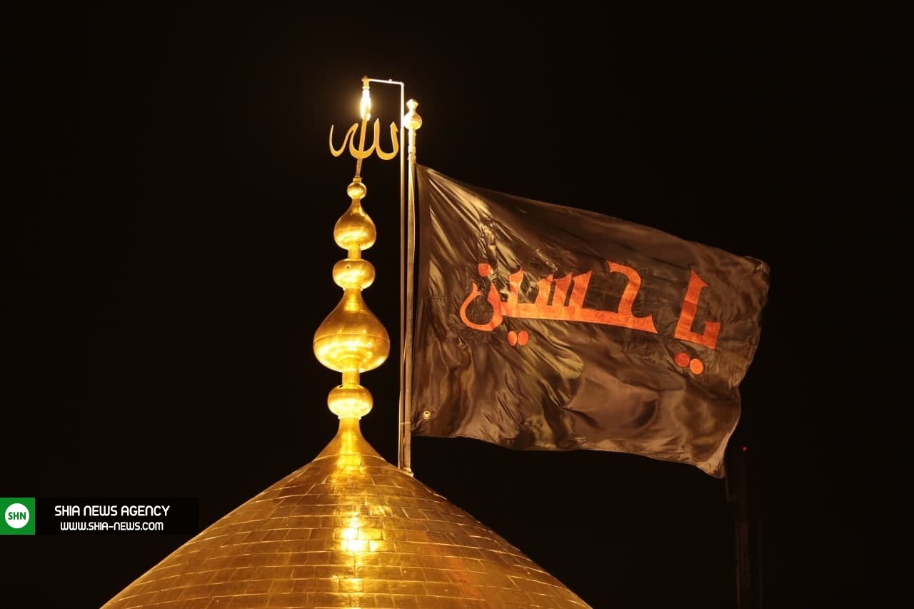 برگزاری مراسم تعویض پرچم و اذن عزا با حضور ۳ میلیون زائر در کربلا+ تصاویر