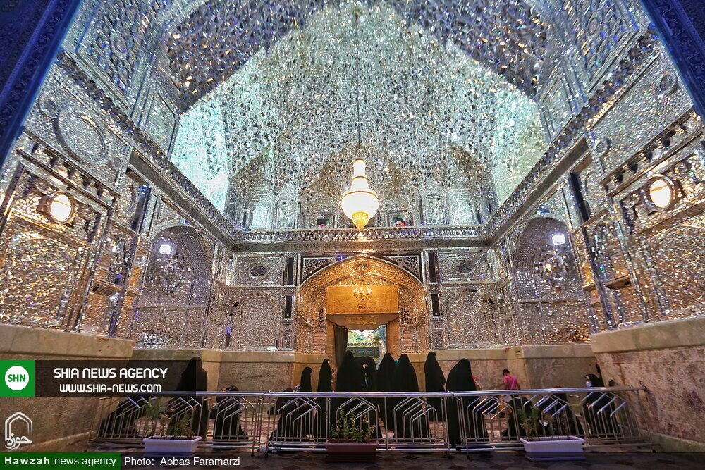 تصاویر/ حال و هوای حرم کریمه اهل بیت(ع) در شب میلاد امام موسی کاظم(ع) تصاویر/ حال و هوای حرم کریمه اهل بیت(ع) در شب میلاد امام موسی کاظم(ع)