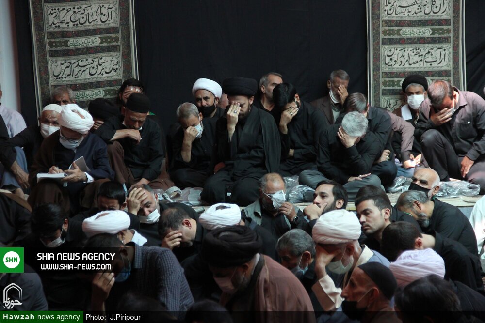 تصاویر/ مراسم عزاداری ۲۸ صفر در دفتر آیت الله صافی گلپایگانی تصاویر/ مراسم عزاداری ۲۸ صفر در دفتر آیت الله صافی گلپایگانی