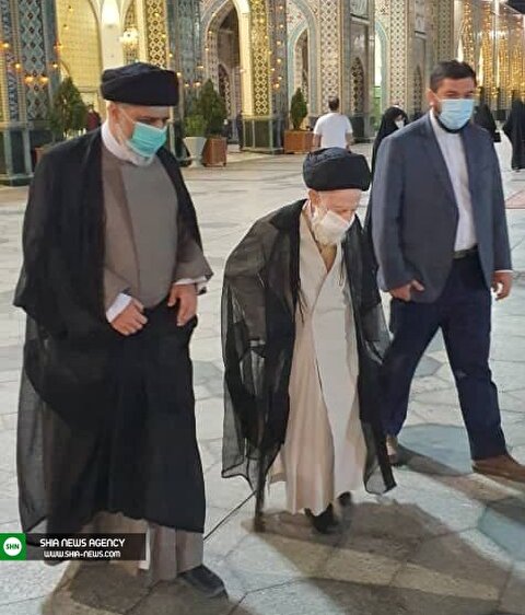 تشرف آیت الله شبیری زنجانی به حرم امام رضا (ع) تشرف آیت الله شبیری زنجانی به حرم امام رضا (ع)