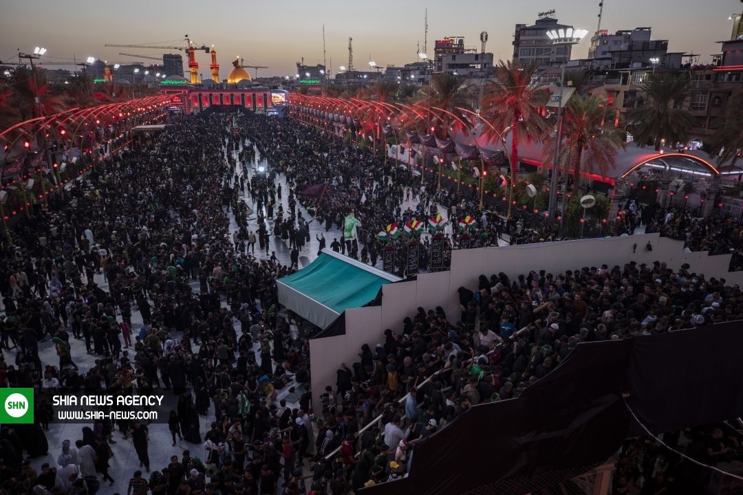تصاویر/ عزاداری زائران اربعین در کربلای معلی تصاویر/ عزاداری زائران اربعین در کربلای معلی