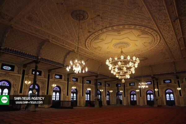 تنها مسجد شناور و اولین مسجد دو طبقه در بمبئی هند