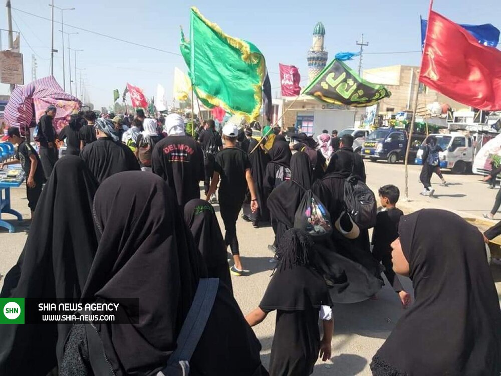 تصاویر/ پیاده روی زائران حسینی در مسیر کربلا تصاویر/ پیاده روی زائران حسینی در مسیر کربلا