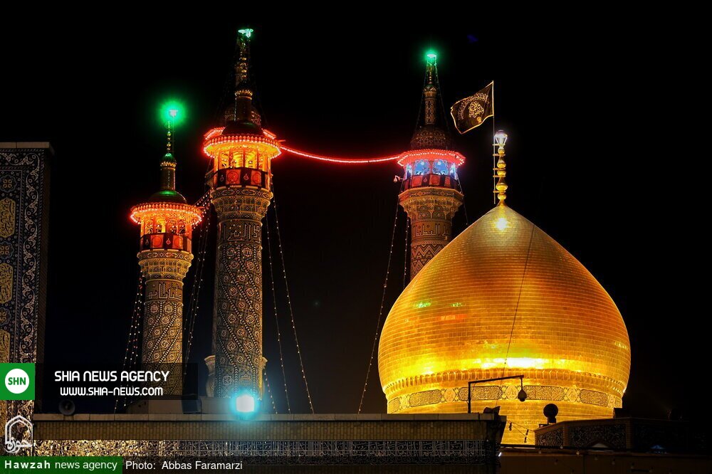 تصاویر/ حال و هوای حرم حضرت فاطمه معصومه(س) در شب وفات تصاویر/ حال و هوای حرم حضرت فاطمه معصومه(س) در شب وفات