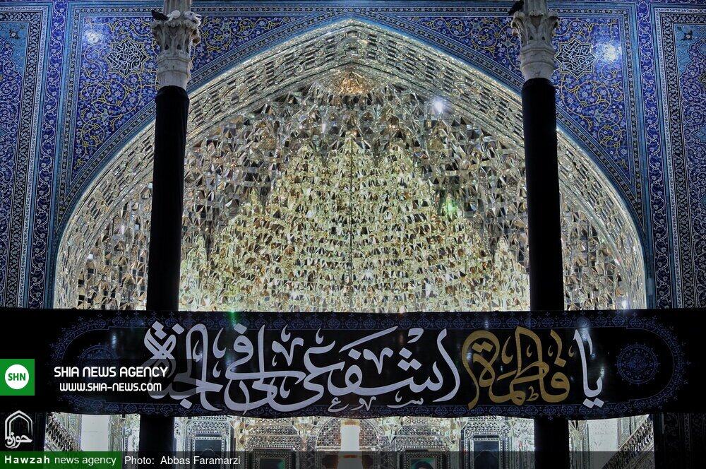 تصاویر/ حال و هوای حرم حضرت فاطمه معصومه(س) در شب وفات تصاویر/ حال و هوای حرم حضرت فاطمه معصومه(س) در شب وفات
