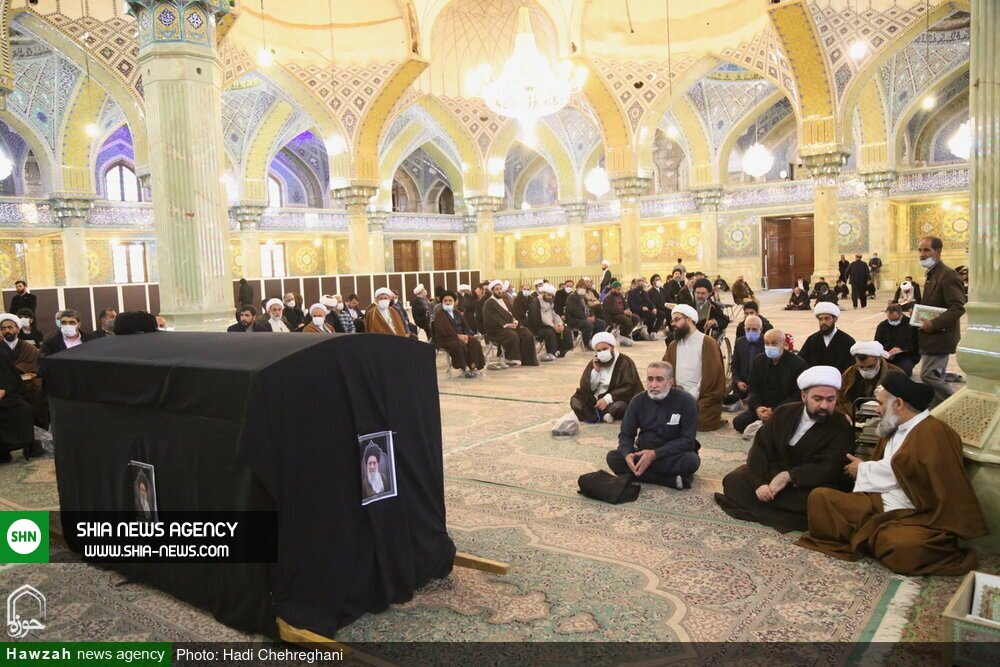 تصاویر / مراسم تشییع پیکر مرحوم آیت الله سید رضی شیرازی در قم تصاویر / مراسم تشییع پیکر مرحوم آیت الله سید رضی شیرازی در قم
