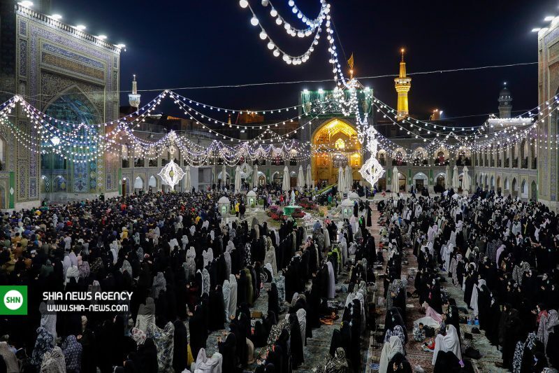 تصاویر/ حال و هوای حرم امام رضا(ع) در آستانه ۱۴۰۱ تصاویر/ حال و هوای حرم امام رضا(ع) در آستانه ۱۴۰۱