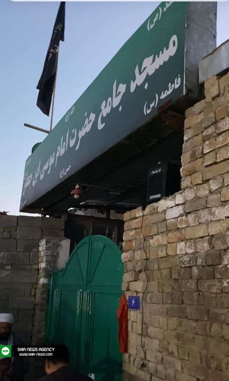طالبان یکمسجد شیعیان را در کابل بستند + تصاویر طالبان یکمسجد شیعیان را در کابل بستند + تصاویر
