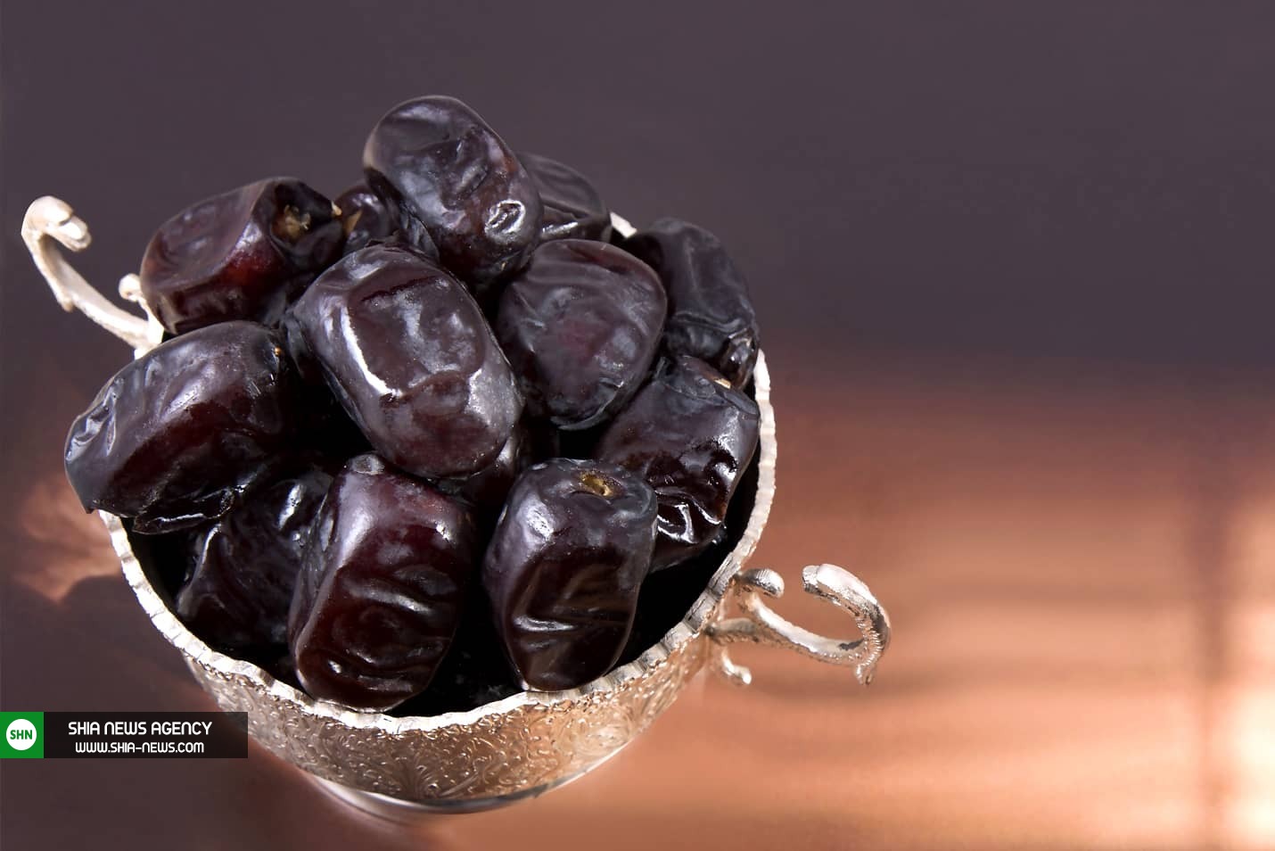 خواص و معجزه افطار کردن با خرما