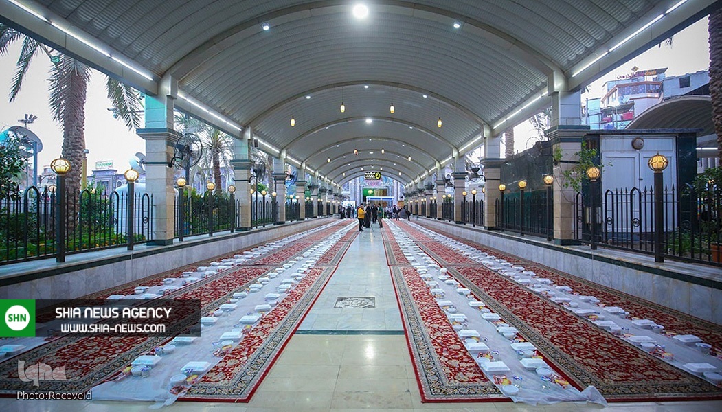 تصاویر/ سفره افطار در بین الحرمین تصاویر/ سفره افطار در بین الحرمین