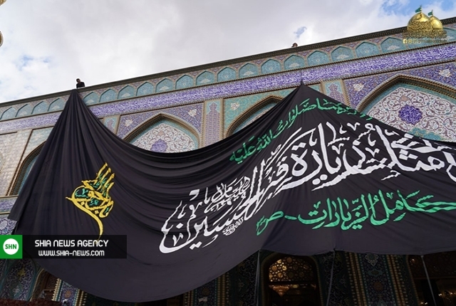 اهتزاز پرچم‌ سیاه بر گنبد امامین کاظمین(ع)+ تصویر
