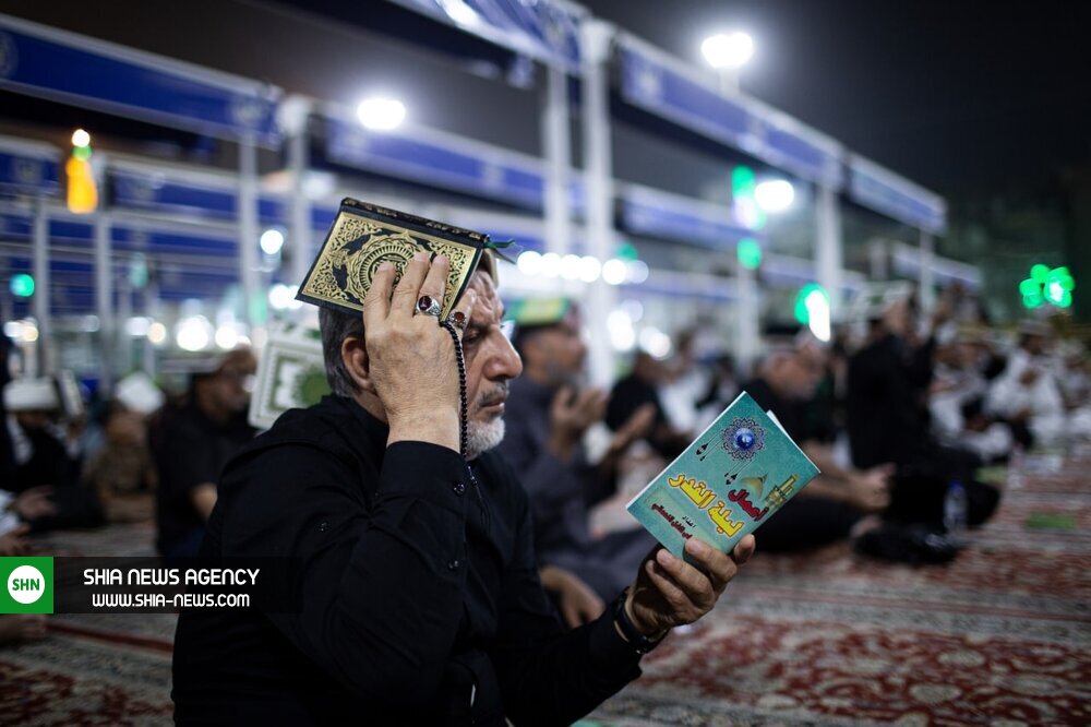 تصاویر/ مراسم احیای شب نوزدهم ماه رمضان در حرم امام حسین(ع) تصاویر/ مراسم احیای شب نوزدهم ماه رمضان در حرم امام حسین(ع)