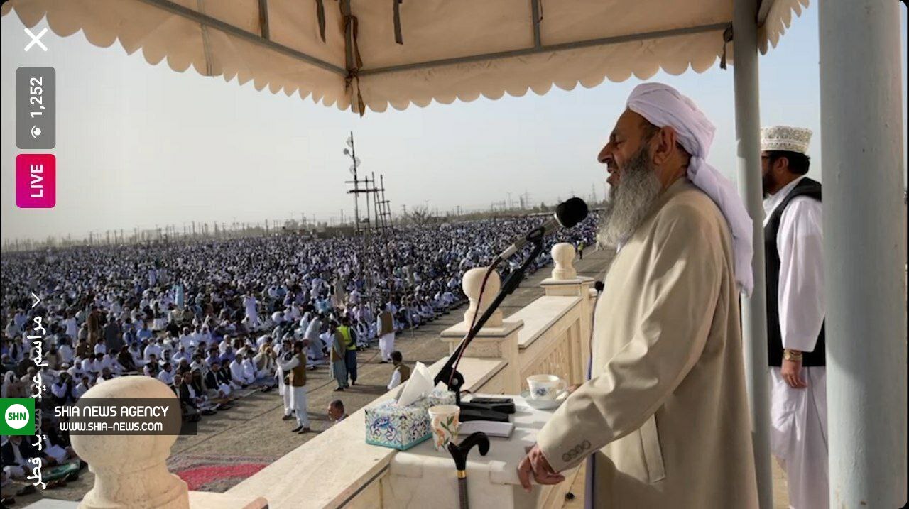 نماز عید فطر در زاهدان برگزار شد نماز عید فطر در زاهدان برگزار شد