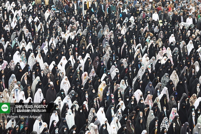 تصاویر/ اقامه نماز عید فطر در حرم مطهر رضوی