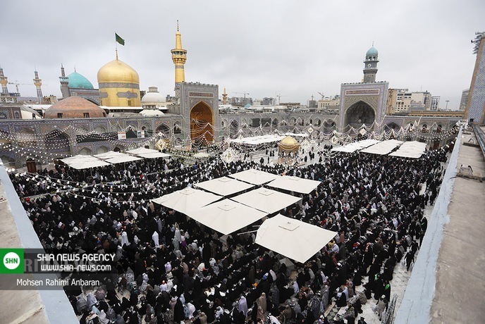 تصاویر/ اقامه نماز عید فطر در حرم مطهر رضوی
