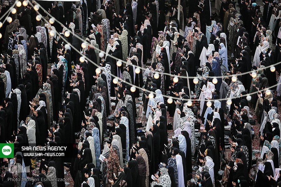 تصاویر/ اقامه نماز عید فطر در حرم مطهر رضوی