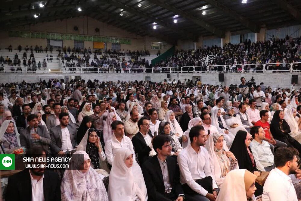 جشن ازدواج ۱۵۰ زوج در آستان مقدس علی بن باقر(ع)+ تصاویر