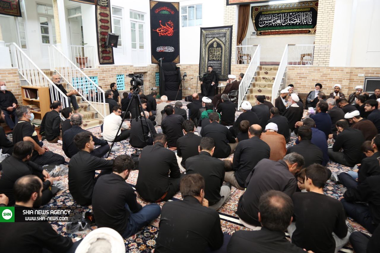 تصاویر/ عزاداری تاسوعا در دفتر آیت الله شبیری زنجانی تصاویر/ عزاداری تاسوعا در دفتر آیت الله شبیری زنجانی