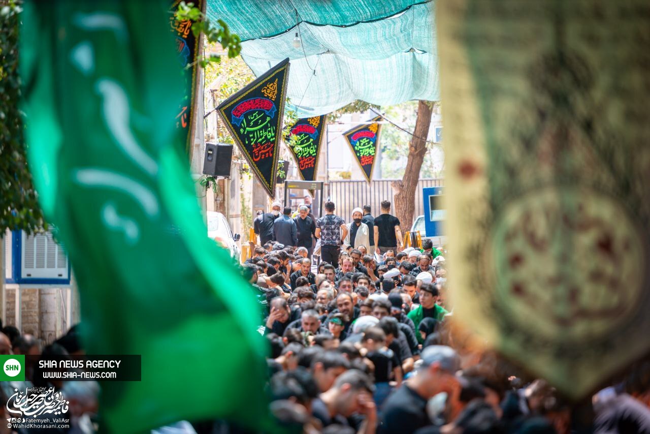 تصاویر/ عزاداری روز تاسوعای حسینی در دفتر آیت الله وحید خراسانی