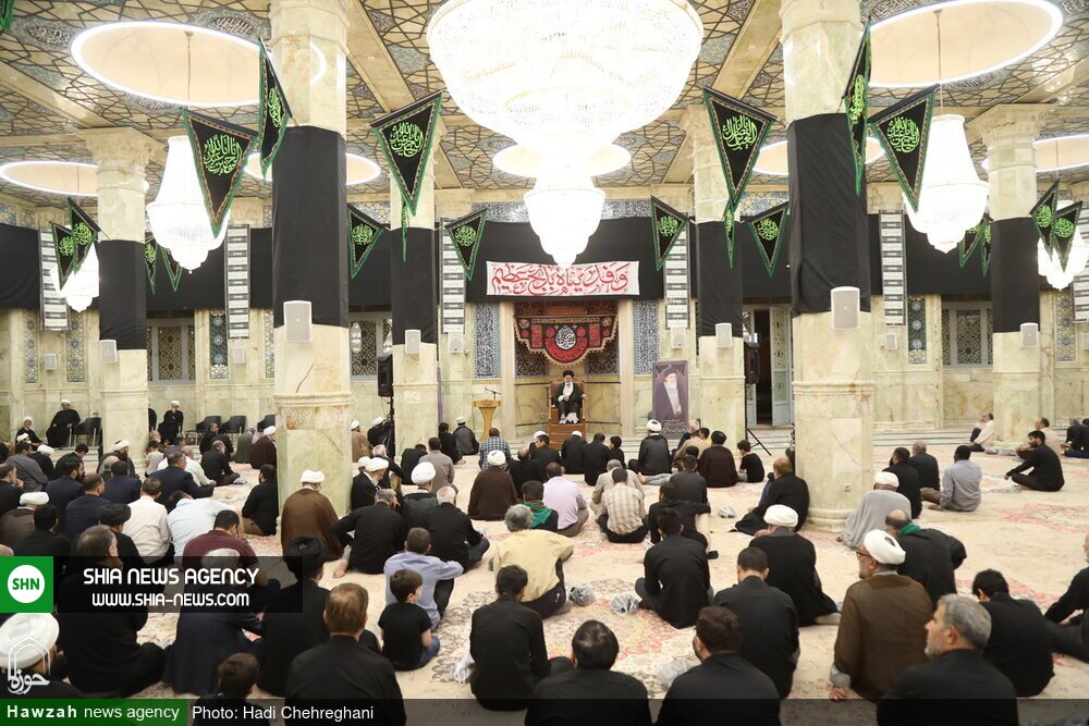 تصاویر/ مراسم اولین سالگرد مرحوم آیتالله حکیم در قم تصاویر/ مراسم اولین سالگرد مرحوم آیتالله حکیم در قم