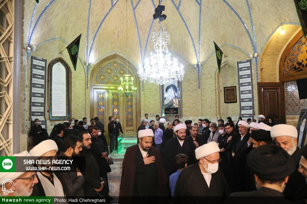 تصاویر/ مراسم اولین سالگرد مرحوم آیتالله حکیم در قم تصاویر/ مراسم اولین سالگرد مرحوم آیتالله حکیم در قم