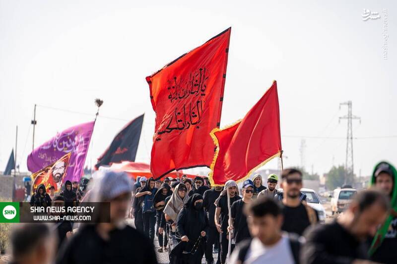 تصاویر/ عاشقان حسینی در مسیر کربلا تصاویر/ عاشقان حسینی در مسیر کربلا