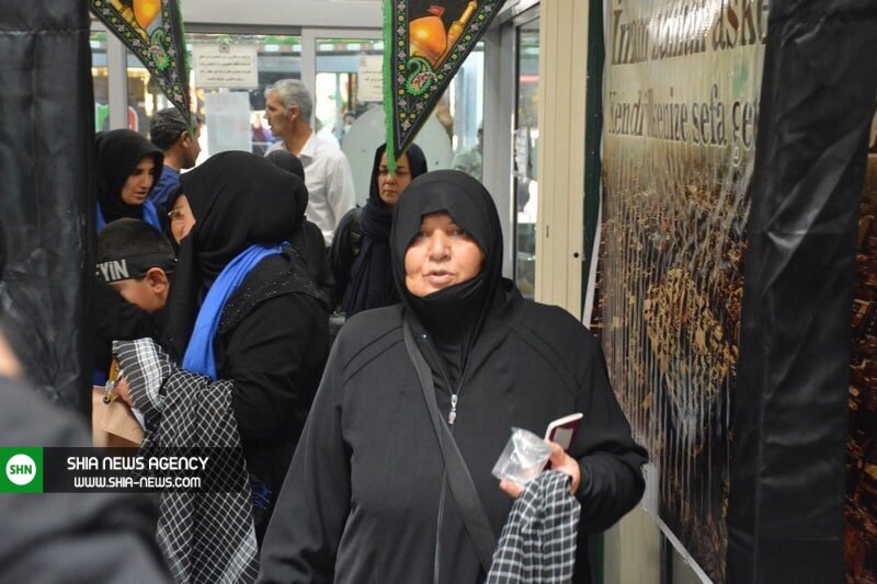 تصاویر/ استقبال از زائرین اربعین در مرز بازرگان تصاویر/ استقبال از زائرین اربعین در مرز بازرگان