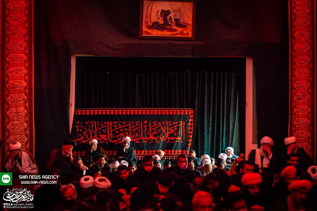 تصاویر/ عزاداری شهادت امام سجاد(ع) در دفتر آیت الله وحید خراسانی تصاویر/ عزاداری شهادت امام سجاد(ع) در دفتر آیت الله وحید خراسانی