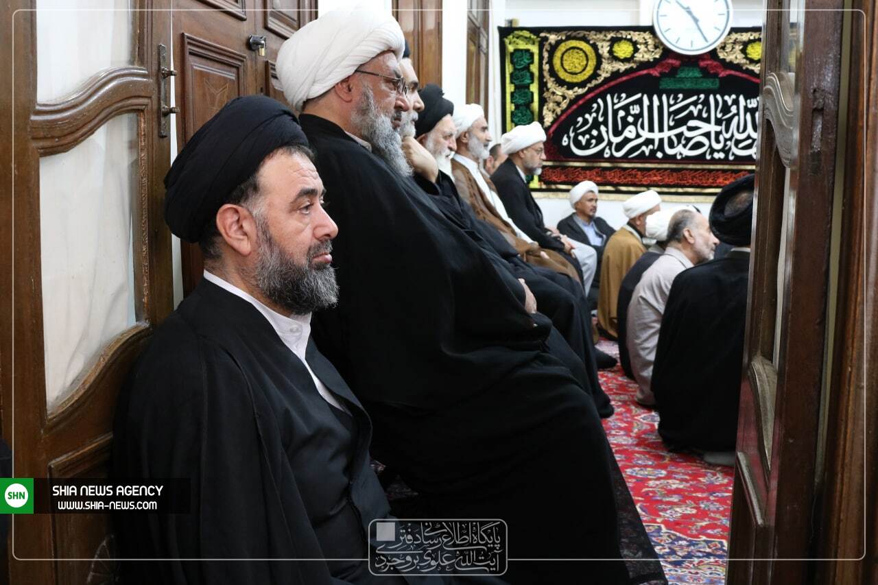تصاویر/ عزاداری شهادت امام حسن عسکری (ع) در بیت مرحوم آیت الله بروجردی تصاویر/ عزاداری شهادت امام حسن عسکری (ع) در بیت مرحوم آیت الله بروجردی