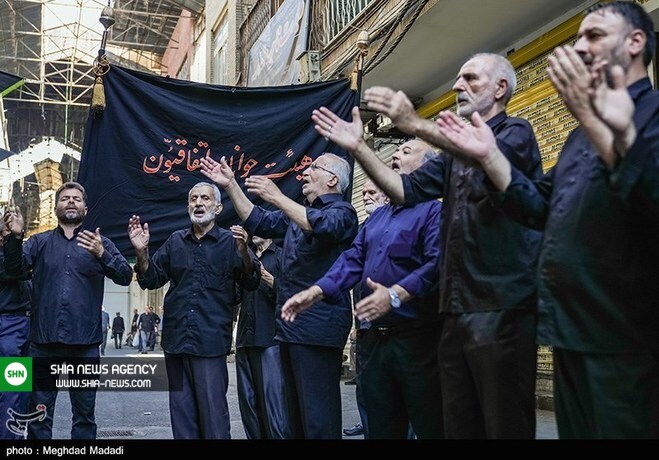 عزاداری ۲۸ صفر در بازار تهران عزاداری ۲۸ صفر در بازار تهران