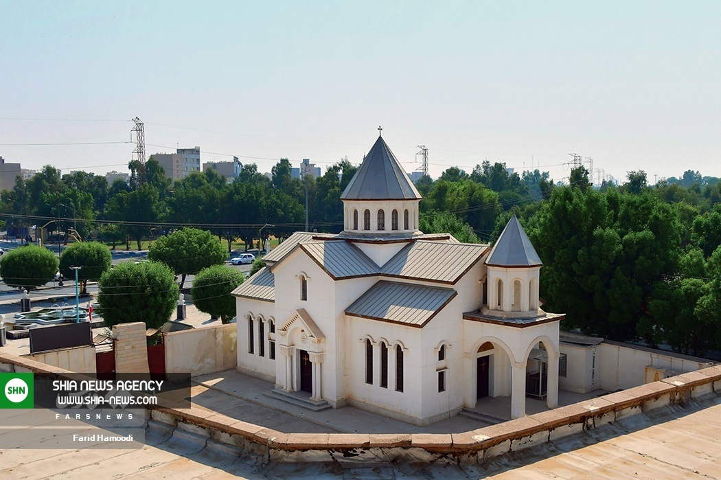 تصاویری از همسایگی مسجد و کلیسا در آبادان
