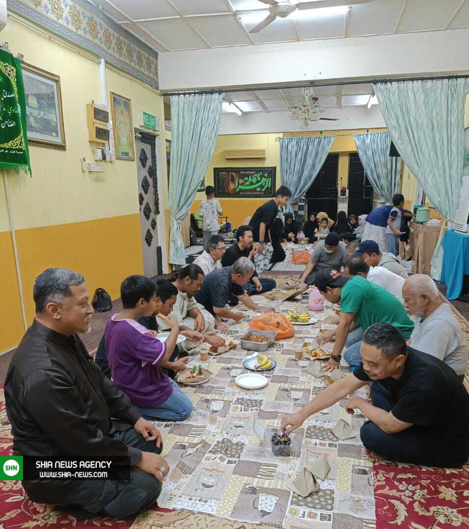 تصاویر/ عزاداری سالروز شهادت حضرت فاطمه زهرا (س) در کوالالامپور تصاویر/ عزاداری سالروز شهادت حضرت فاطمه زهرا (س) در کوالالامپور